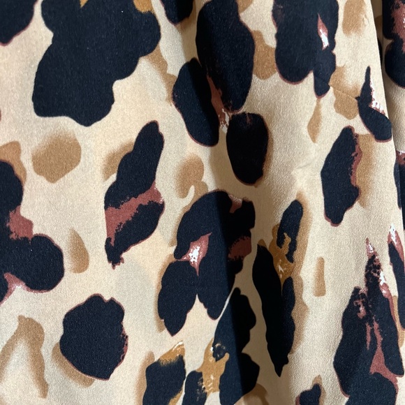 NWT Grey Lab Long-Sleeved Blouse - Women's Large Tan Black Brown - Leopard Print - Picture 3 of 12